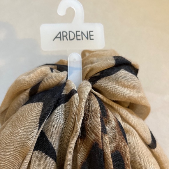 Ardene eternity scarf - Picture 6 of 6